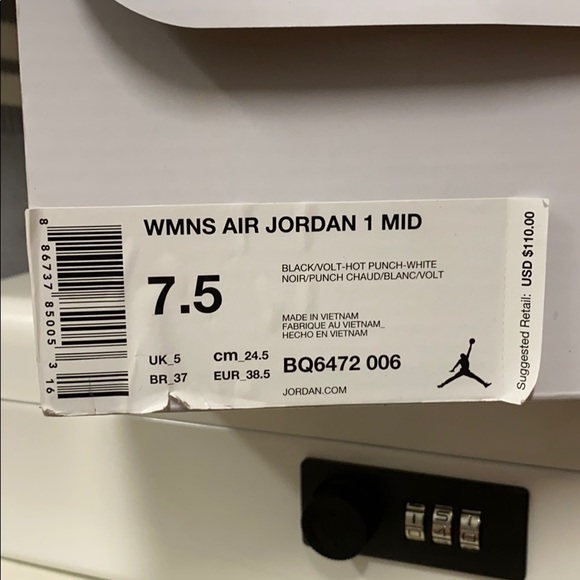 Air Jordan 1 - Picture 7 of 7